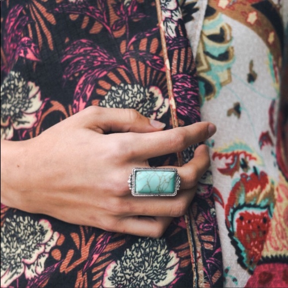 Vintage Rectangle Turquoise Stone Adjustable Ring - Picture 2 of 6